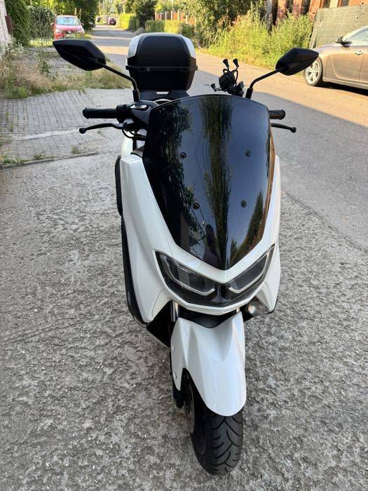 Yamaha Nmax 155.
