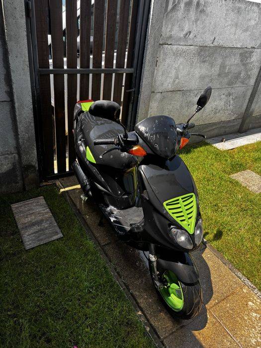 Vand scuter Piaggio NRG MC3 49 cm3