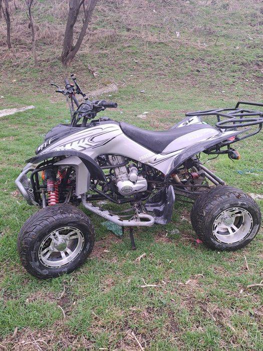 Vând atv sineray 250