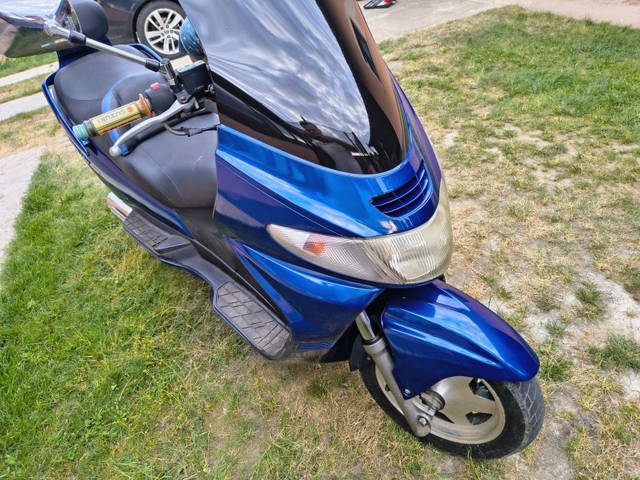 Maxiscuter burgman an 400
