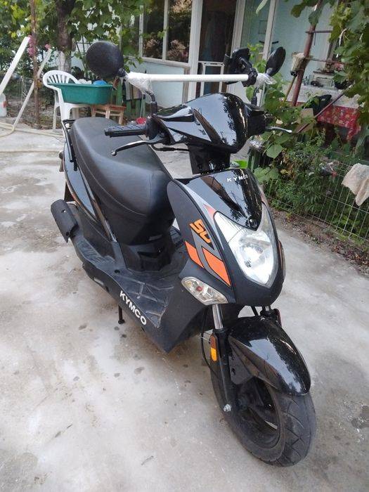 Scuter Kymco agylity 50