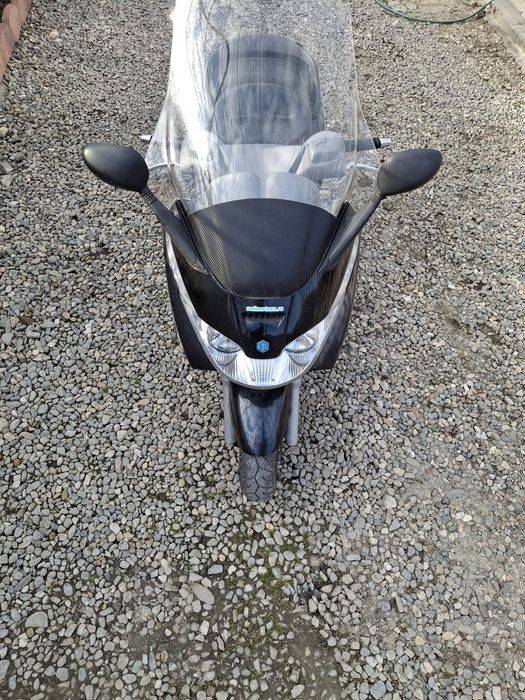 Vând Scuter Piaggio X8 125 CC 2006 Motor Defect SCHIMB