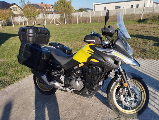 Vând Suzuki V-Strom 650 XT 2017,35500