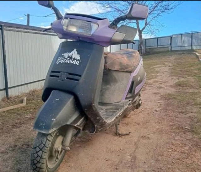 Vând 2 Scutere piaggio-peugeto