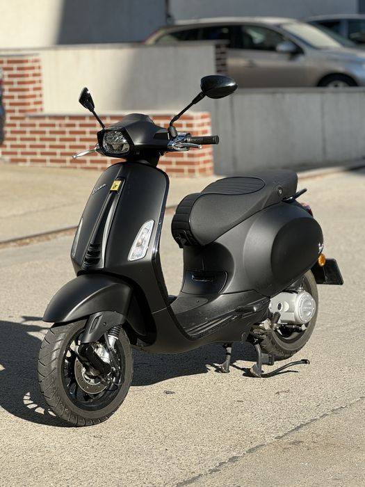 Scuter Vespa Notte - doar cu B