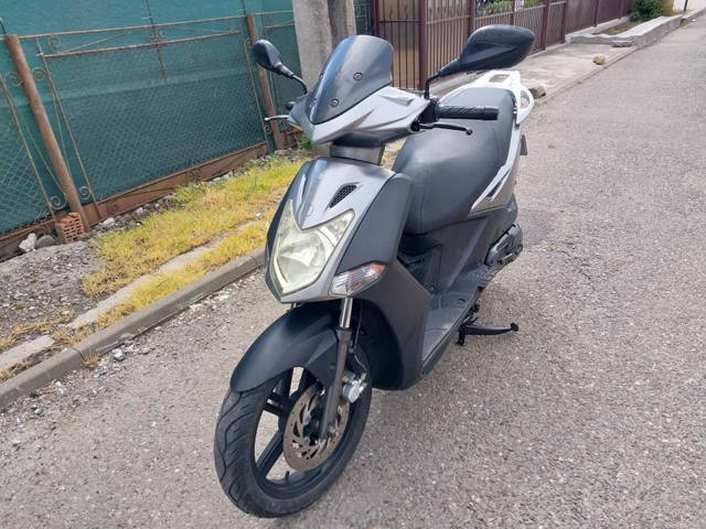 Scuter Kymco Agility 125
