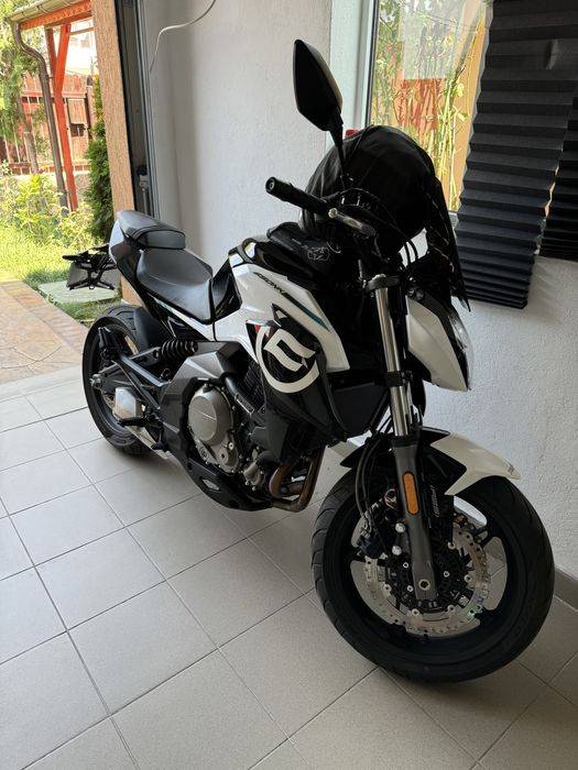 CFMOTO 650NK, an 2023, 5500km.