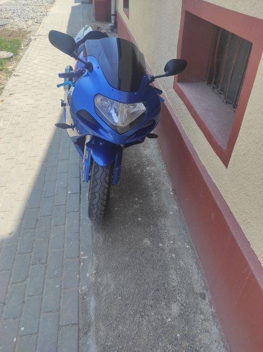 Vând Suzuki GSXR 600