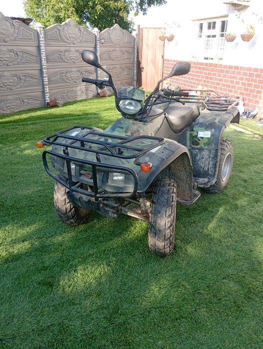 Vând ATV loncin de 250