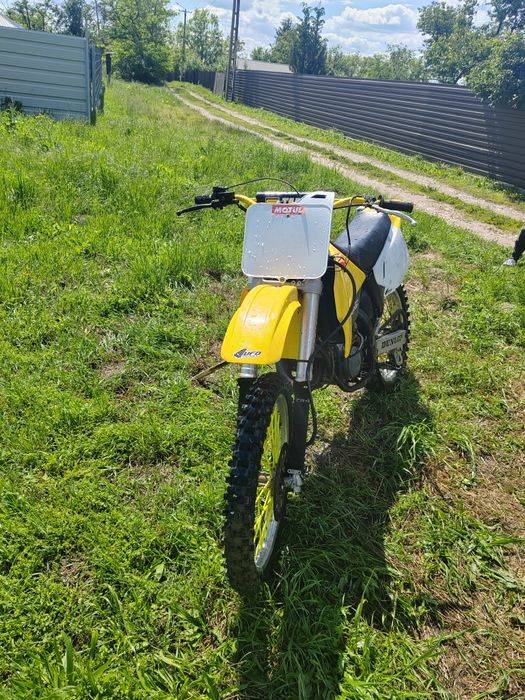 Vând suzuki rm 125 2t