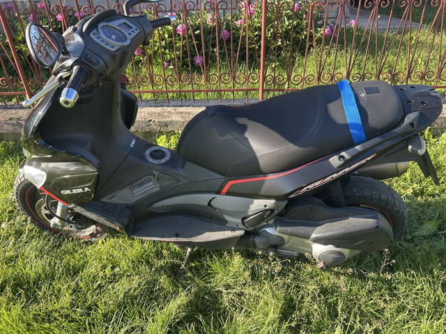 Vând Gilera Runner 125 st