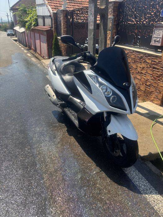 Scooter     Kymko