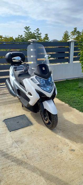Kymco myroad 700i