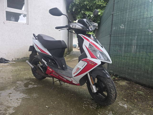 Scuter sym jet x sport 49 cc set 70cc