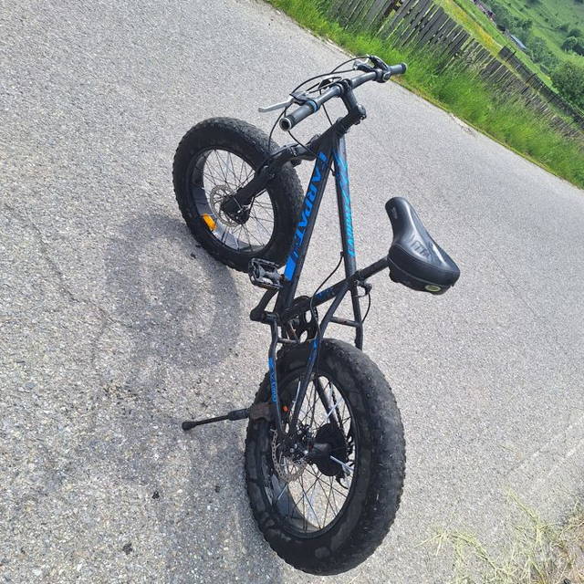 Vând Fat bike copii 10-12 ani