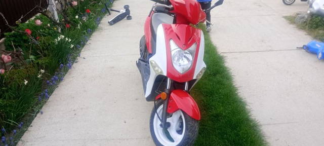 Scuter kymco agility 4t