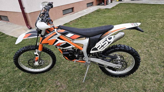 Ktm Freeride 250R,2t,Inm ro,pornire Buton,perfect pt incepatori/fete