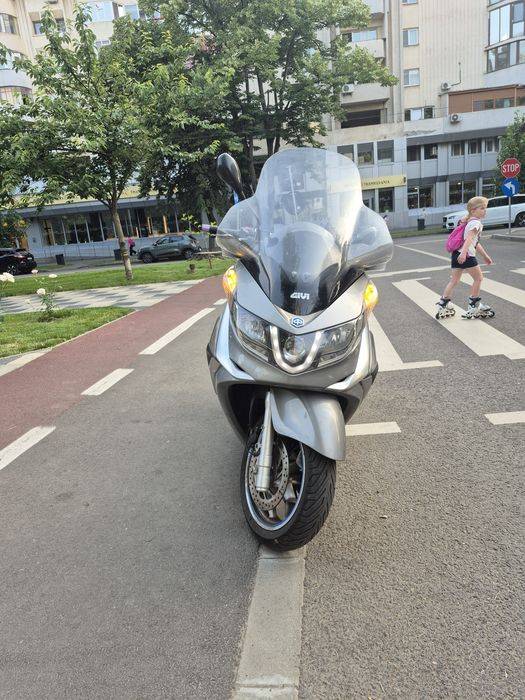 Vând piaggio x10 2016