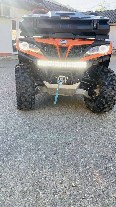 De vinzare atv Cf moto 850xc inmatriculat nr negre