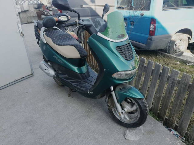 peugeot elyseo 100 Roland Garros
