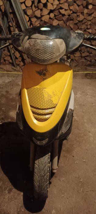 Vând scuter 4t trebe puse carele