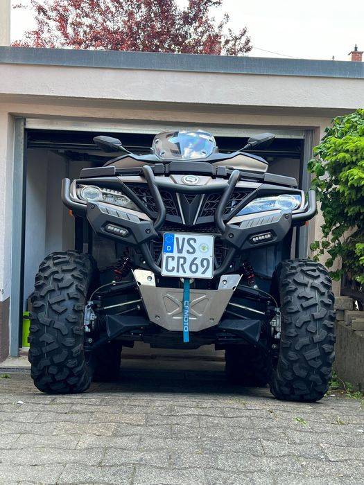 CF Moto 1000 Overland