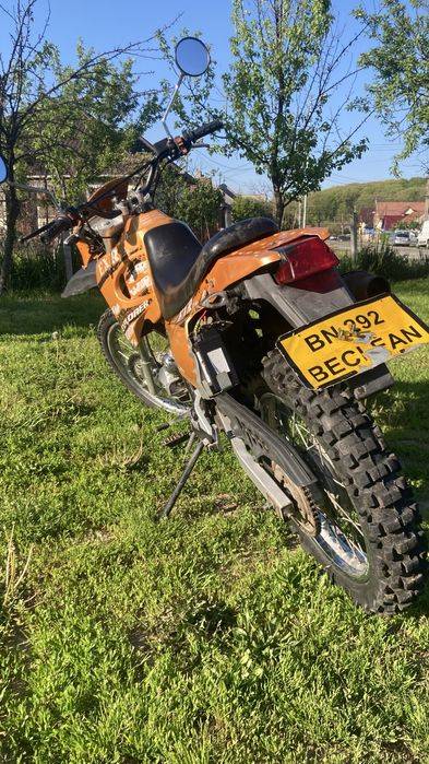 Vând motocicleta 125cc