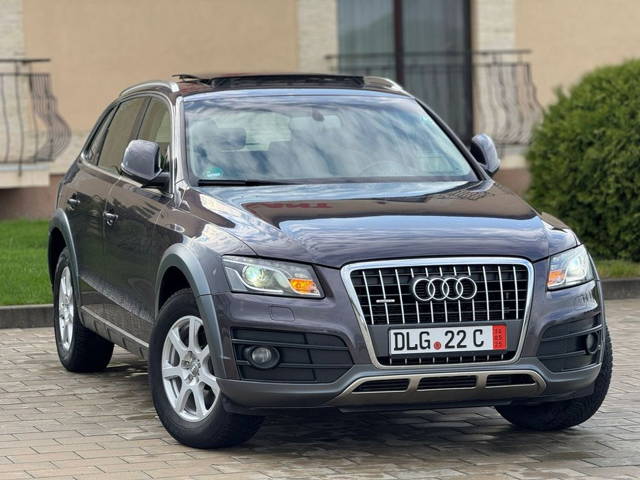 Audi Q5 OffRoad , Quatrro , 2.0 TDI 170 CP , Manual , 2010