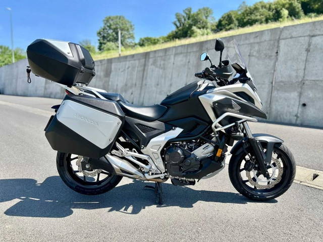 Honda NC750 XA ABS Travel Edition 8.289 km ~ Garantie ~ Rate ~
