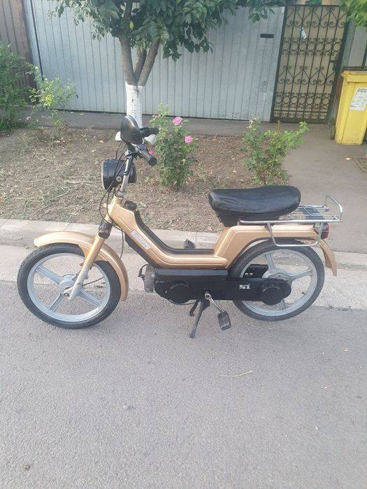 Vând Piaggio SI.