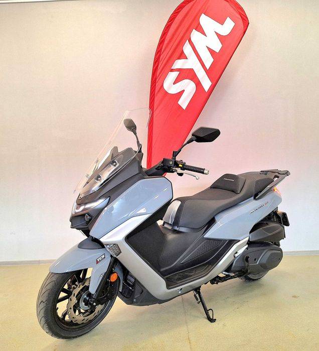 Maxi Scuter SYM Maxsym 400 GT, ABS + TCS, RATE !