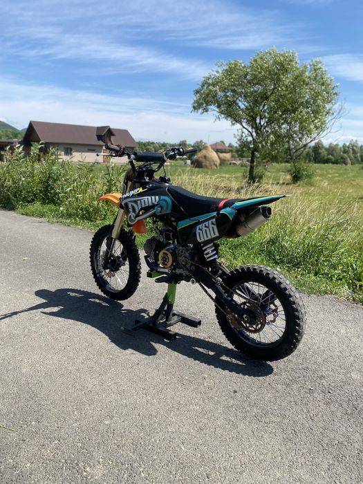 Cross stomp 125 cc(kxd,lifan,loncin,etc)
