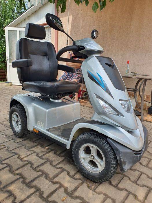 Scooter electric destinat persoanelor cu dizabilitati,batrani