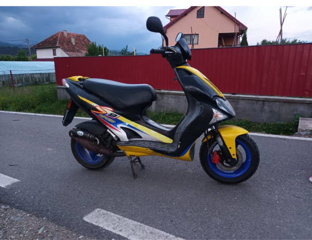 Vand scuter kymco 50cc