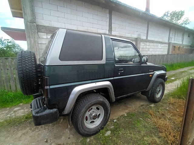 Vand Daihatzu feroza