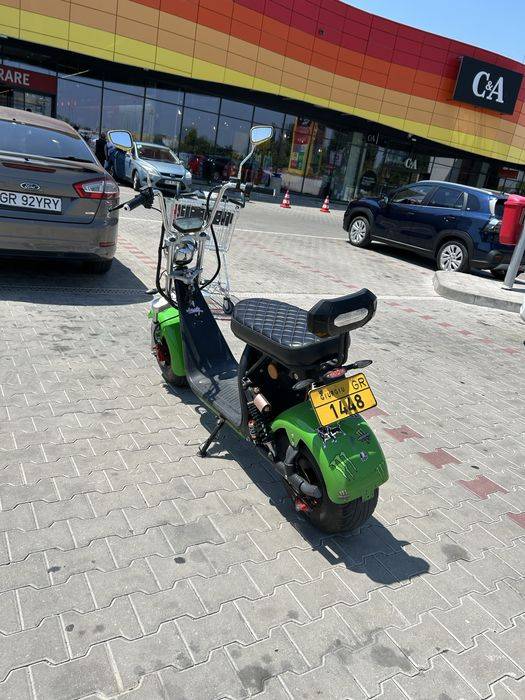 Vand scuter electric