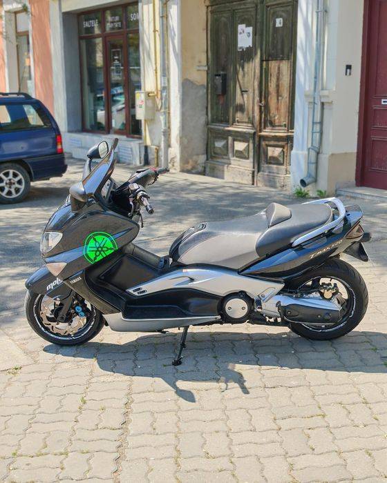 Vând Yamaha Tmax 500