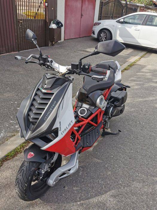 Scuter Italjet dragstar 200