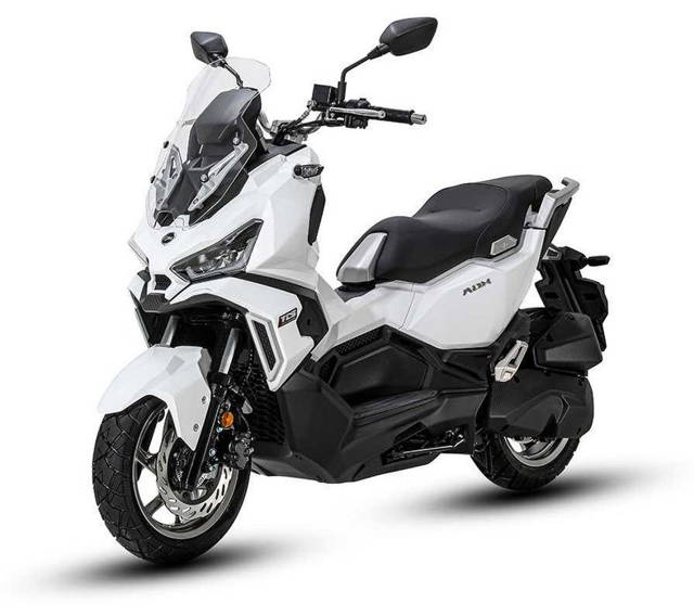 SYM ADX 125 ABS 2025 nou + Curs atestare B/125 Cadou !!!
