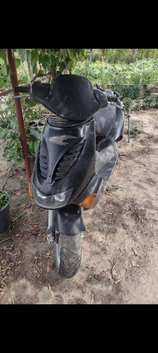 Scuter aprilia sr50