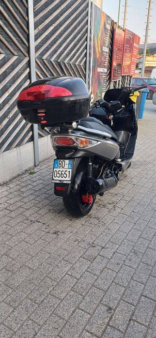 Maxi scuter Kymco Xciting 300 R