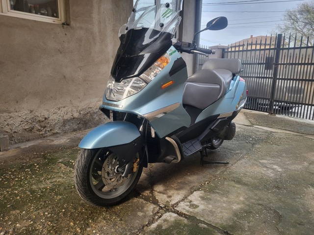 Aprilia Atlantic 500