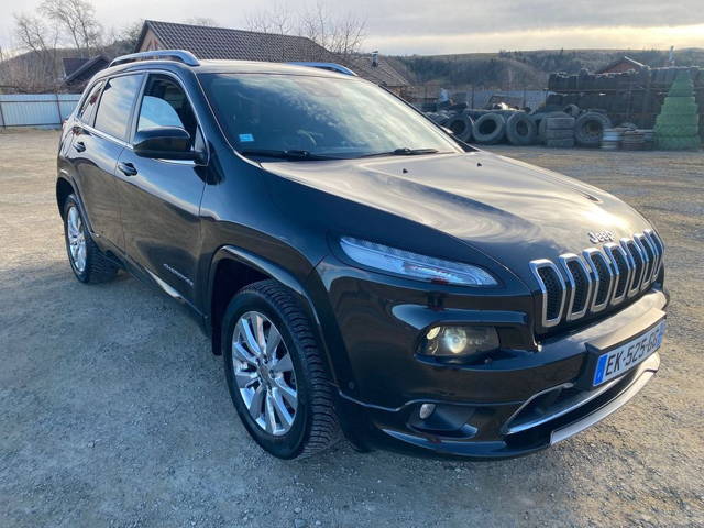 Jeep Cherokee Overland 4x4 automat 128000km full full