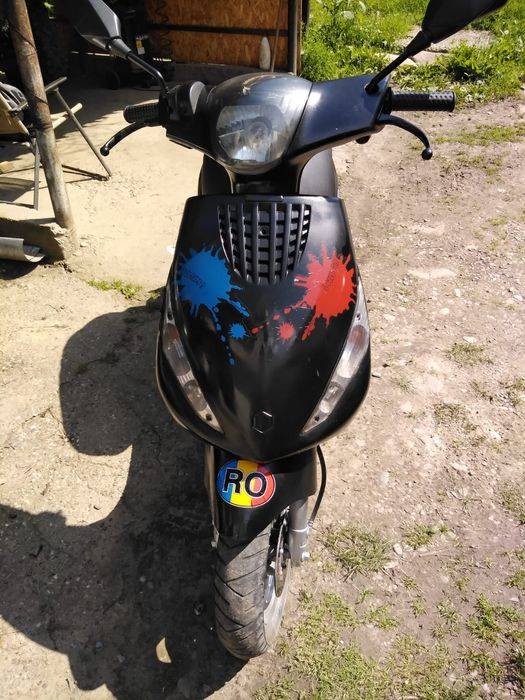 Vând scuter Piaggio