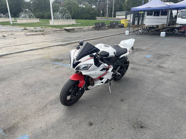 Yamaha YZF-R6 / RJ11 / an 2006