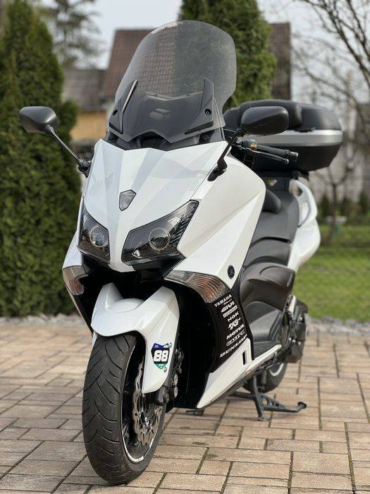 Yamaha T-max 530
