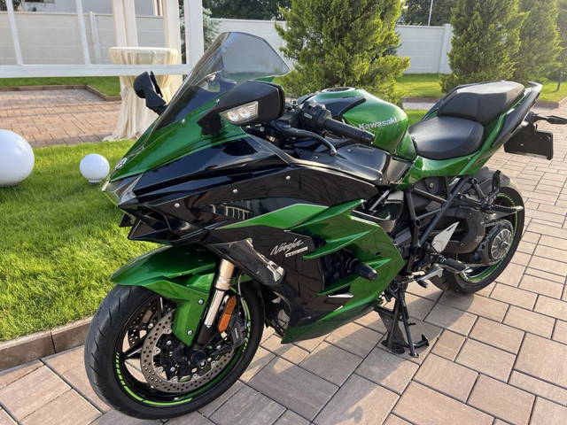 Kawasaki Ninja H2 SX 200CAI/ 2019/Accesorii de top H2R Brembo (Eur5k)