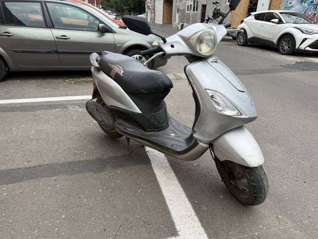 Piaggio Fly 50 4T
