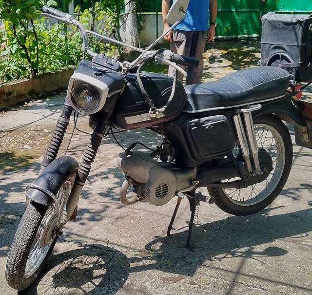Motoreta solo Mobra 50 Super 1981