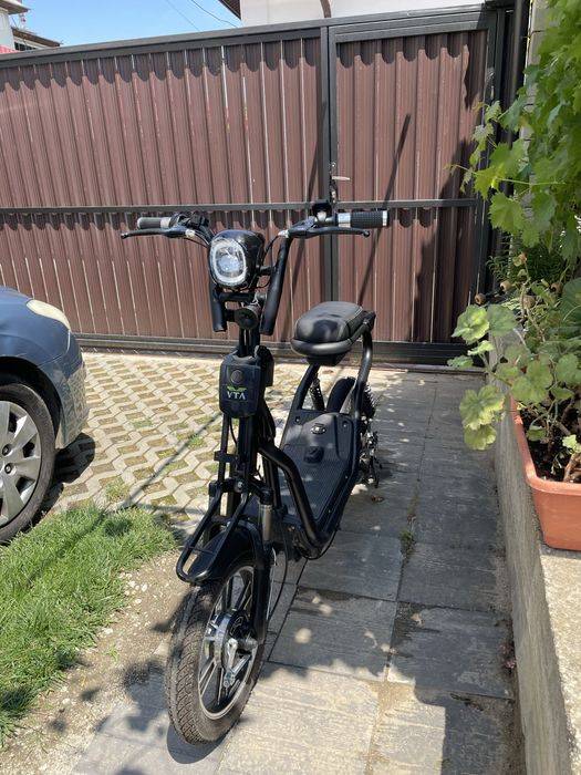 Scuter Electric Fara Permis Volta VSM